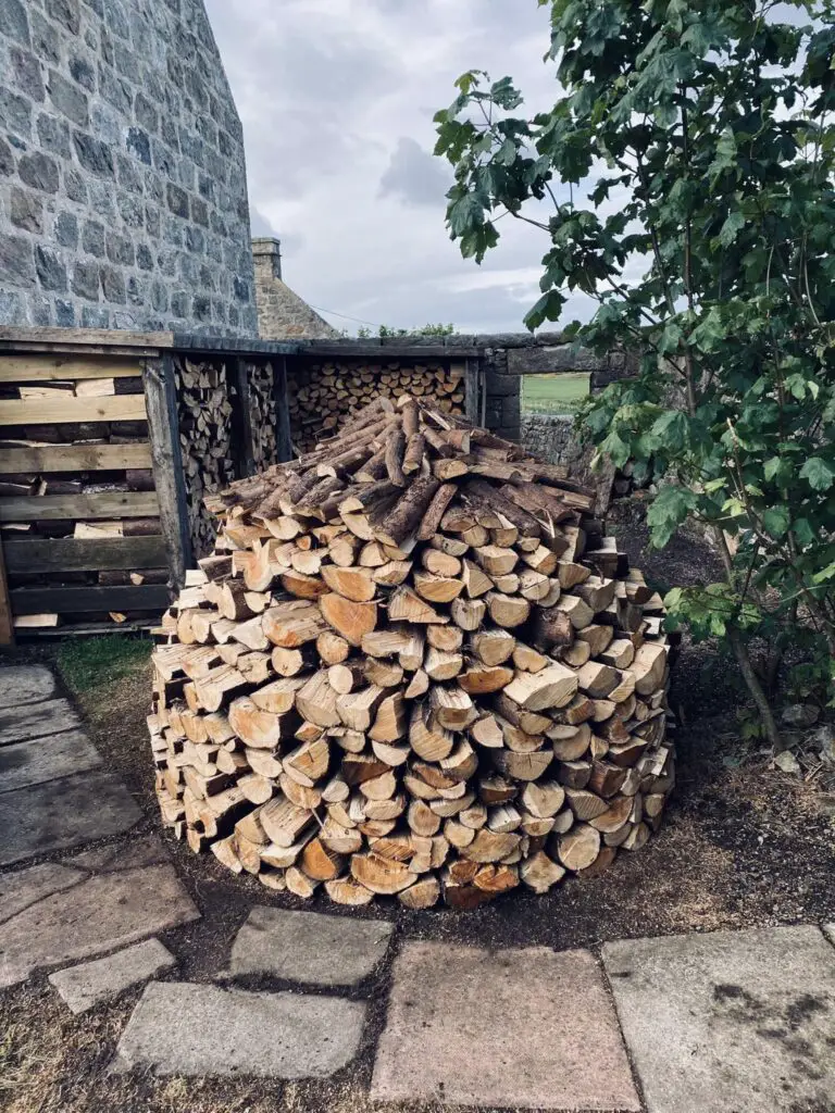 Holz Hausen (Round Stack)